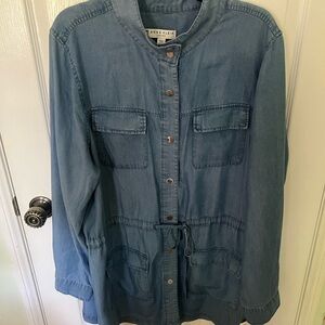 New with Tags Anne Klein Women's Utility Light Weight Denim Size XL Jacket